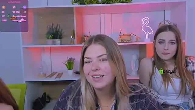 Girls: try live performances with matured performers, from dancing to quirks, in a variety of beautiful sex cams.