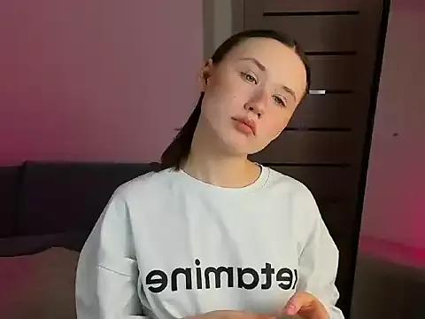 Girls: try live performances with matured performers, from dancing to quirks, in a variety of beautiful sex cams.