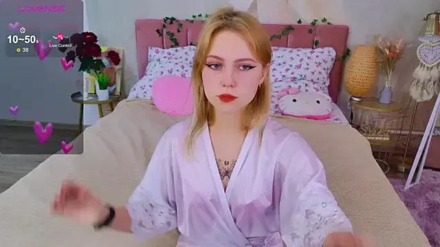 Stellahaart from StripChat is Freechat