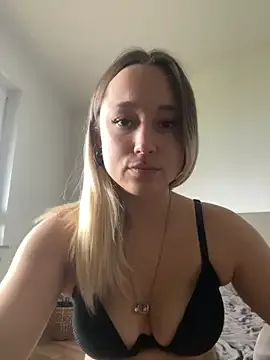 stelli_99 from StripChat is Freechat