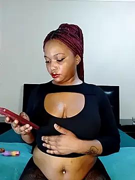 Sugartonguexx from StripChat is Freechat