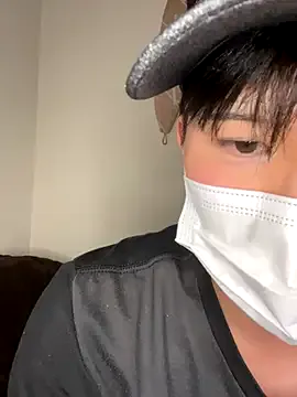 suisui3434 on StripChat 