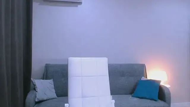 Summer_Finn from StripChat