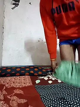 Sunny_cute_love from StripChat is Freechat