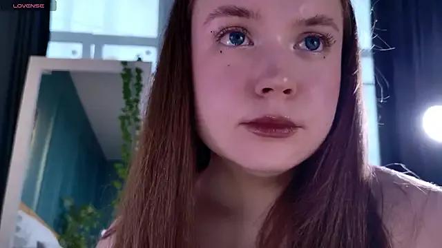 SunnyRisha from StripChat is Freechat