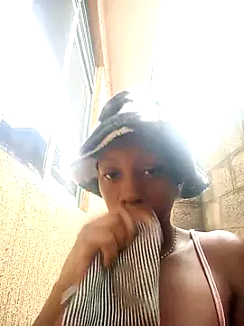 Supa_babe from StripChat is Freechat