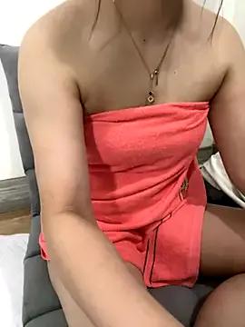 susu_baby from StripChat is Freechat
