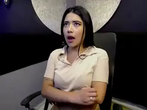 Girls: try live performances with matured performers, from dancing to quirks, in a variety of beautiful sex cams.