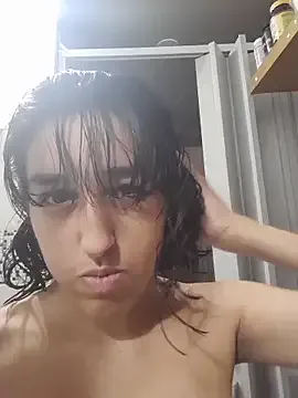 Sw_Mahnenwolf from StripChat is Freechat