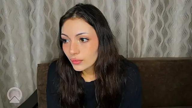 sweeet_strawberies from StripChat is Freechat