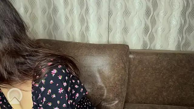 sweeet_strawberies from StripChat is Freechat