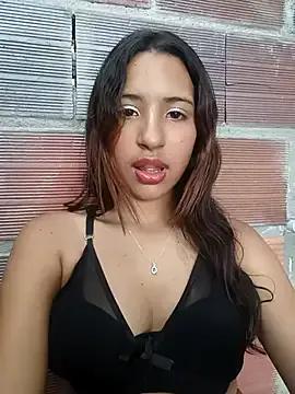 Sweet-Doncella from StripChat is Freechat