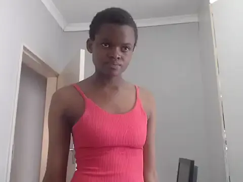 Sweet-PetiteX from StripChat is Freechat