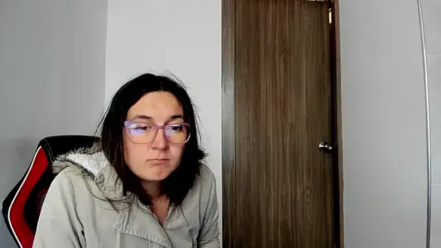 Sweet-Suck69 from StripChat