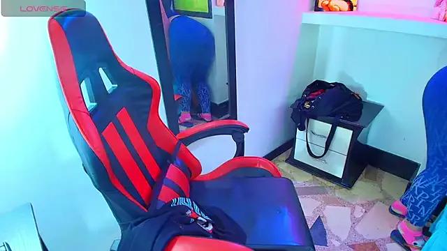 sweet_Melody_xx from StripChat is Freechat