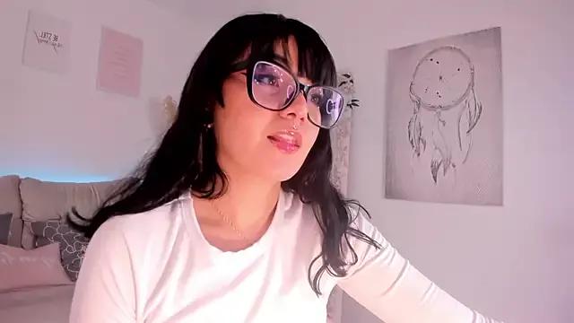 Sweet_Namii from StripChat