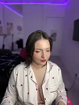 Girls: try live performances with matured performers, from dancing to quirks, in a variety of beautiful sex cams.