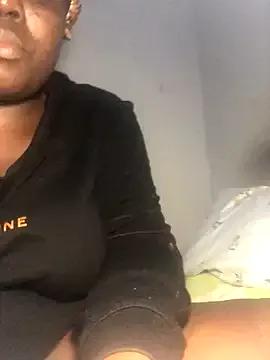 sweett_shaley from StripChat is Freechat