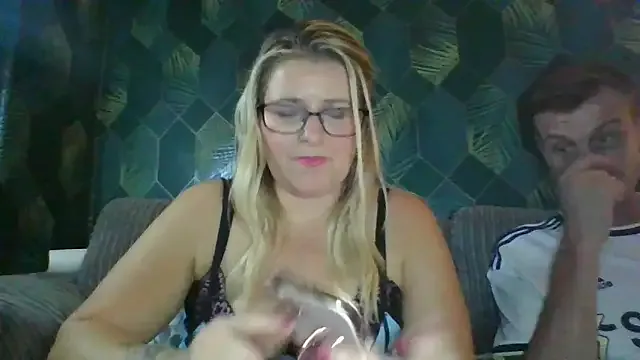 SweetXCandyX from StripChat is Freechat