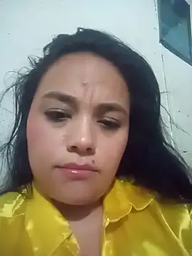 Syrinna94 from StripChat is Freechat