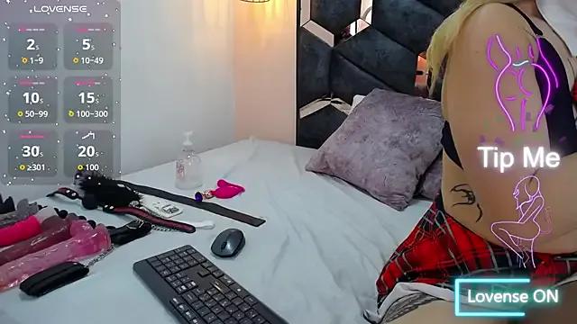 Girls: try live performances with matured performers, from dancing to quirks, in a variety of beautiful sex cams.