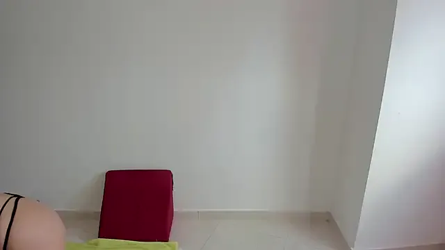 talianasweet03 from StripChat is Freechat