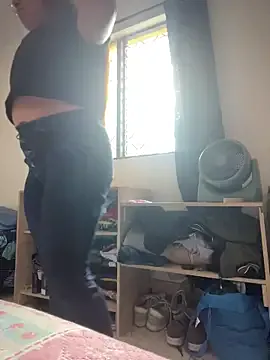 Tamara_valentine from StripChat is Freechat