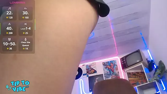 Girls: try live performances with matured performers, from dancing to quirks, in a variety of beautiful sex cams.