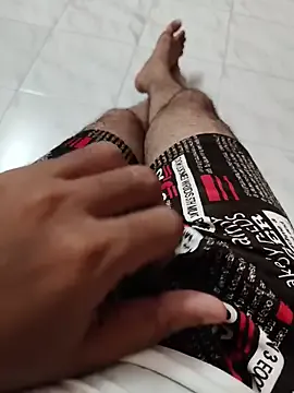 tamil-guy from StripChat is Freechat