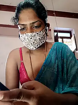 Tamil_Kavitha from StripChat is Freechat