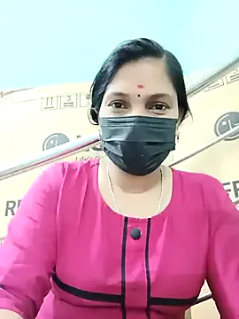 Tamil_Kerala_Ponnu from StripChat is Freechat