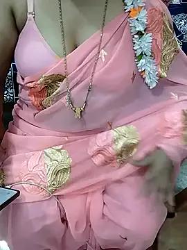Tamil_Meena from StripChat is Freechat