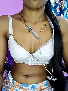 Tamil_siluku from StripChat is Freechat