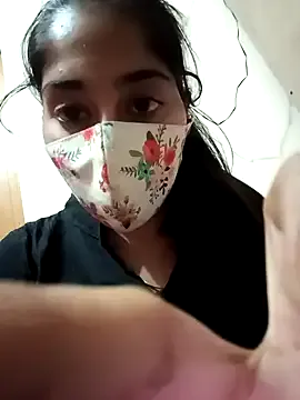 Tamil_White_Rose from StripChat is Freechat