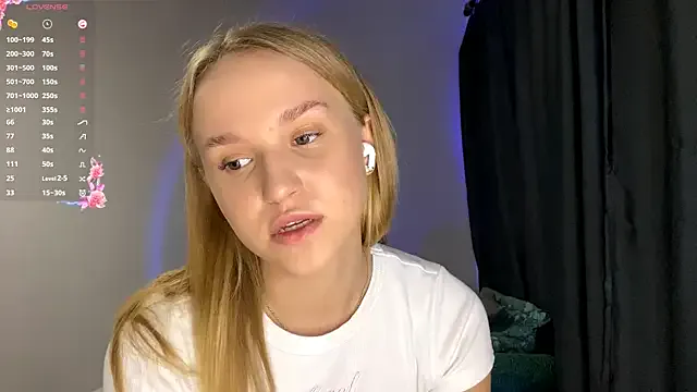 Girls: try live performances with matured performers, from dancing to quirks, in a variety of beautiful sex cams.