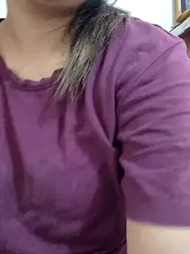 Tanha18 from StripChat is Freechat