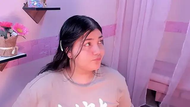 Taniabenelli from StripChat is Freechat