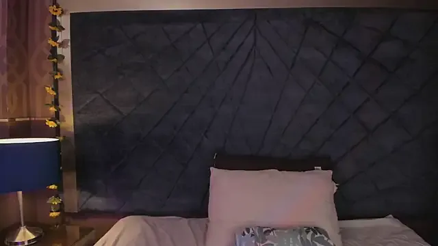 TanyaBello from StripChat is Freechat