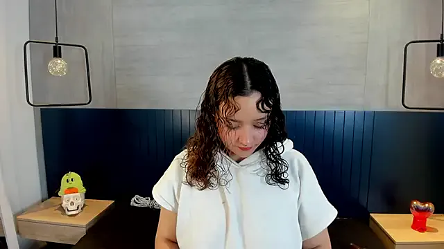 tara_black_ from StripChat is Freechat