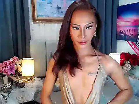 Tarah_Ebony from StripChat is Freechat