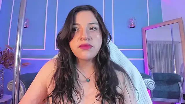 TaraTaylorr from StripChat is Freechat