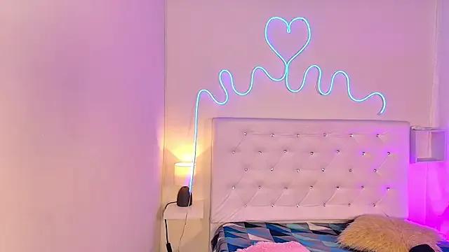 Girls: try live performances with matured performers, from dancing to quirks, in a variety of beautiful sex cams.