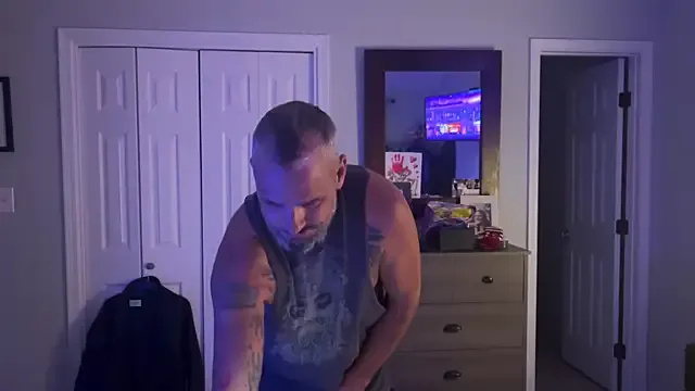 tattedNitalian from StripChat is Freechat