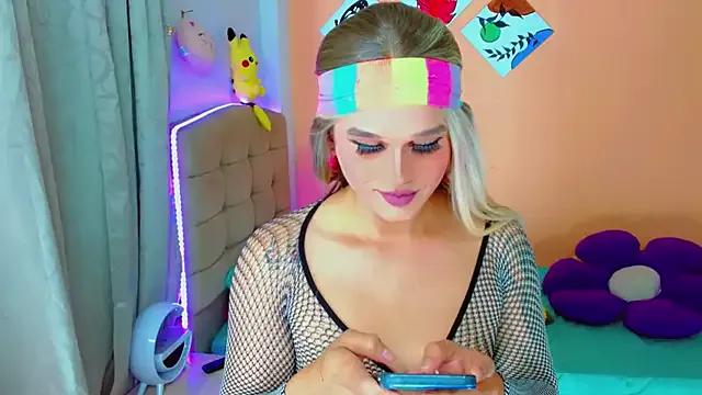 TaylorMon from StripChat is Freechat