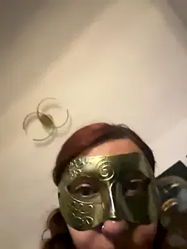 Teengirlmiaa from StripChat is Freechat