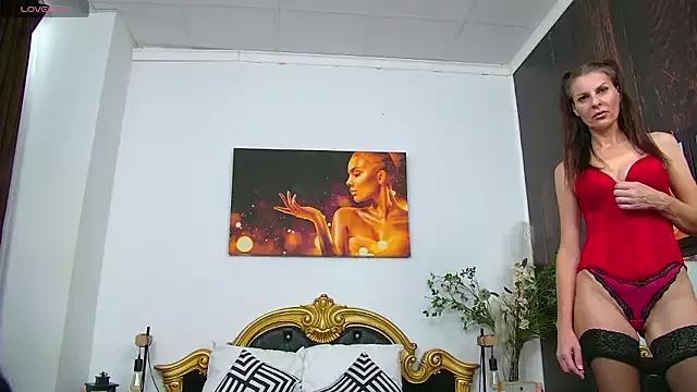 Girls: try live performances with matured performers, from dancing to quirks, in a variety of beautiful sex cams.