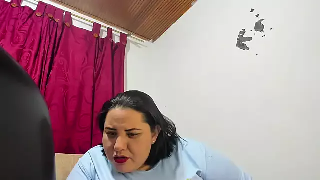 Tetasgrandes_karol from StripChat