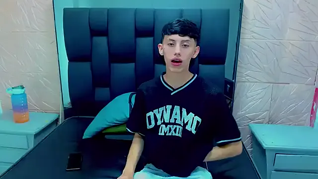 thaigo_twink38 from StripChat is Freechat