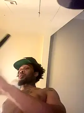 thefreakscomeoutatnight from StripChat is Freechat