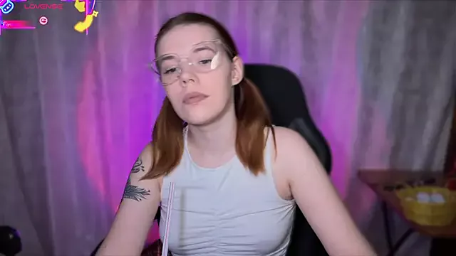 Girls: try live performances with matured performers, from dancing to quirks, in a variety of beautiful sex cams.